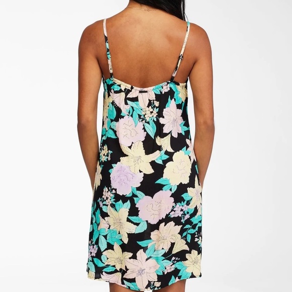 ☀️BILLABONG☀️ BLOOMING COVER UP - Picture 6 of 12